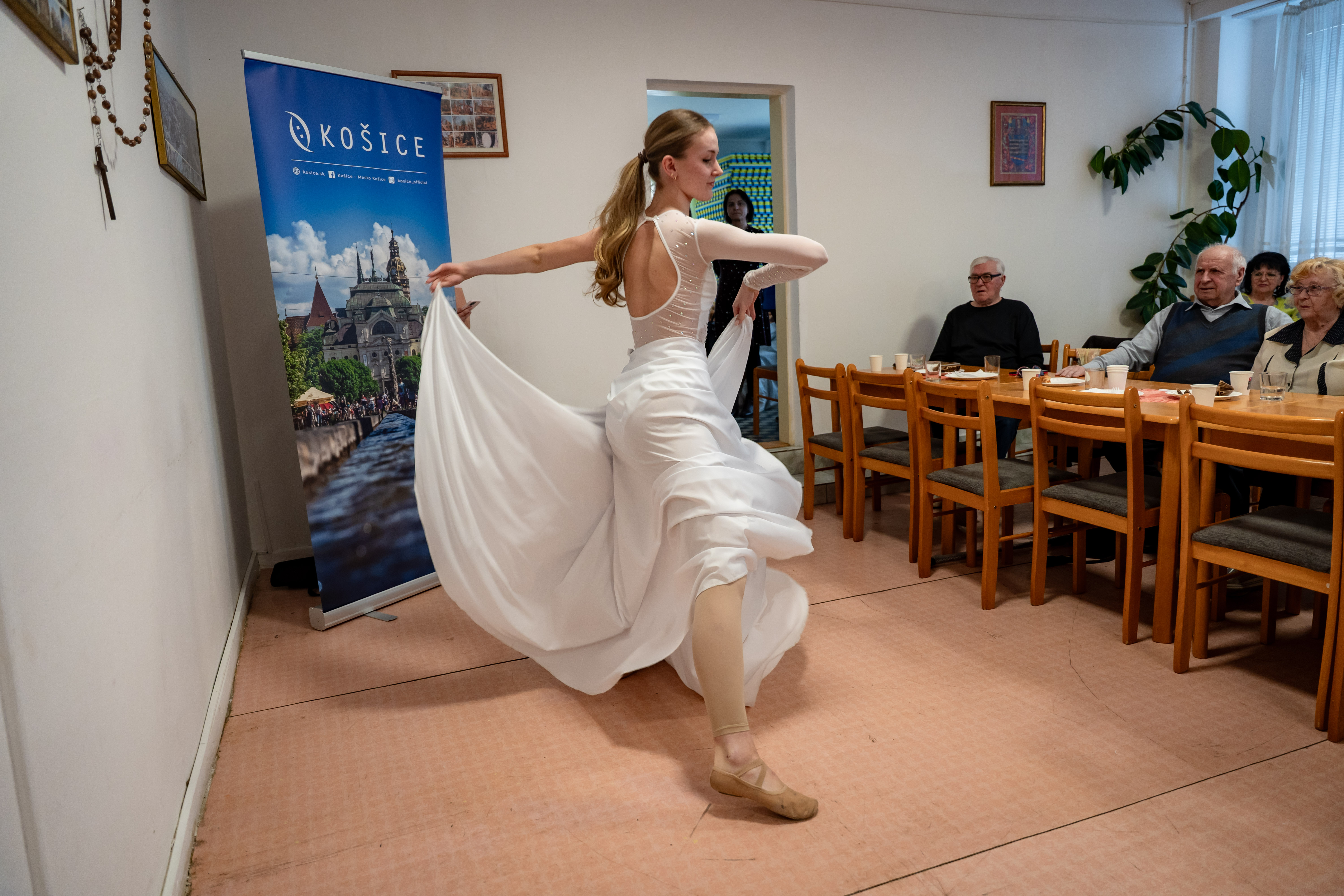 Navsteva seniorskeho klubu OZ seniorov pri Mestskej casti-1-27